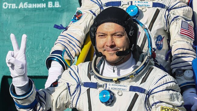 Член основного экипажа МКС-58/59 космонавт Роскосмоса Олег Кононенко перед стартом ракеты-носителя Союз-ФГ. 3 декабря 2018