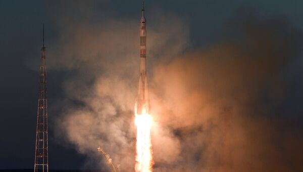Старт ракеты-носителя Союз-ФГ с пилотируемым кораблем Союз МС-11. 3 декабря 2018