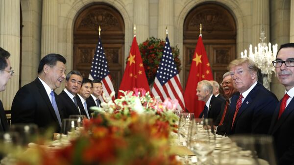 Встреча президента США Дональда Трампа и председателя КНР Си Цзиньпиня на саммите G20 в Аргентине. Архивное фото