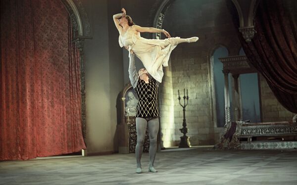 Сцена из балета Сергея Прокофьева Ромео и Джульетта. Архив