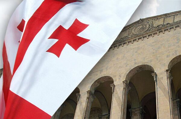 В Тбилиси усилена охрана парламента