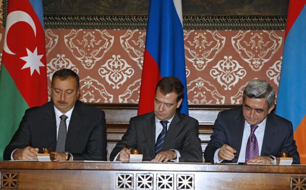 Президент РФ принял участие в переговорах по проблеме Нагорного Карабаха