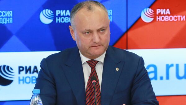 Президент Молдавии Игорь Додон во время пресс-конференции в Москве