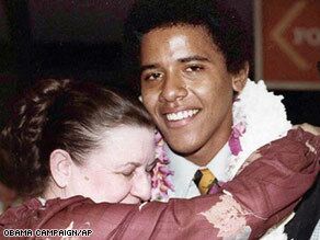 Барак Обама со своей бабушкой Барак Обама со своей бабушкой - РИА Новости, 1920, 13.09.2025