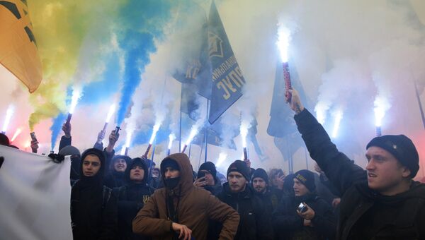 Акция националистов в Киеве за введение военного положения в стране и разрыв дипломатических отношений с Россией
