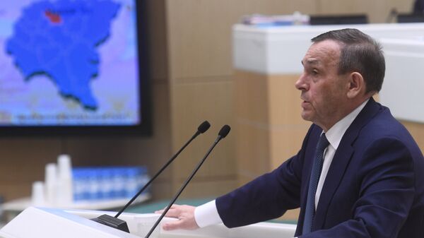 Глава Республики Марий Эл Александр Евстифеев выступает на пленарном заседании Совета Федерации РФ