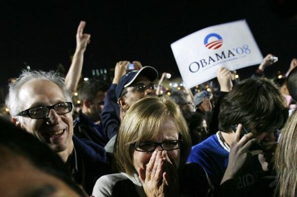 Сторонники нового президента США Барака Обамы празднуют победу своего кандидата