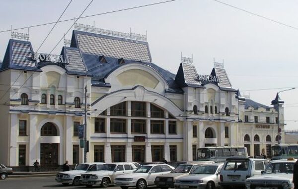 Здание вокзала в Томске