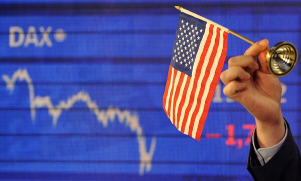 Фондовые рынки США упали на открытии в пятницу