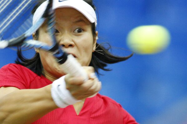 Китайская теннисистка На Ли