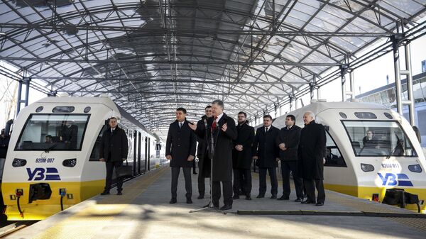 Президент Украины Петр Порошенко на торжественном открытии запуска экспресса в аэропорт Борисполь, Украина. 30 ноября 2018