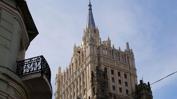 Башня здания  министерства иностранных дел РФ