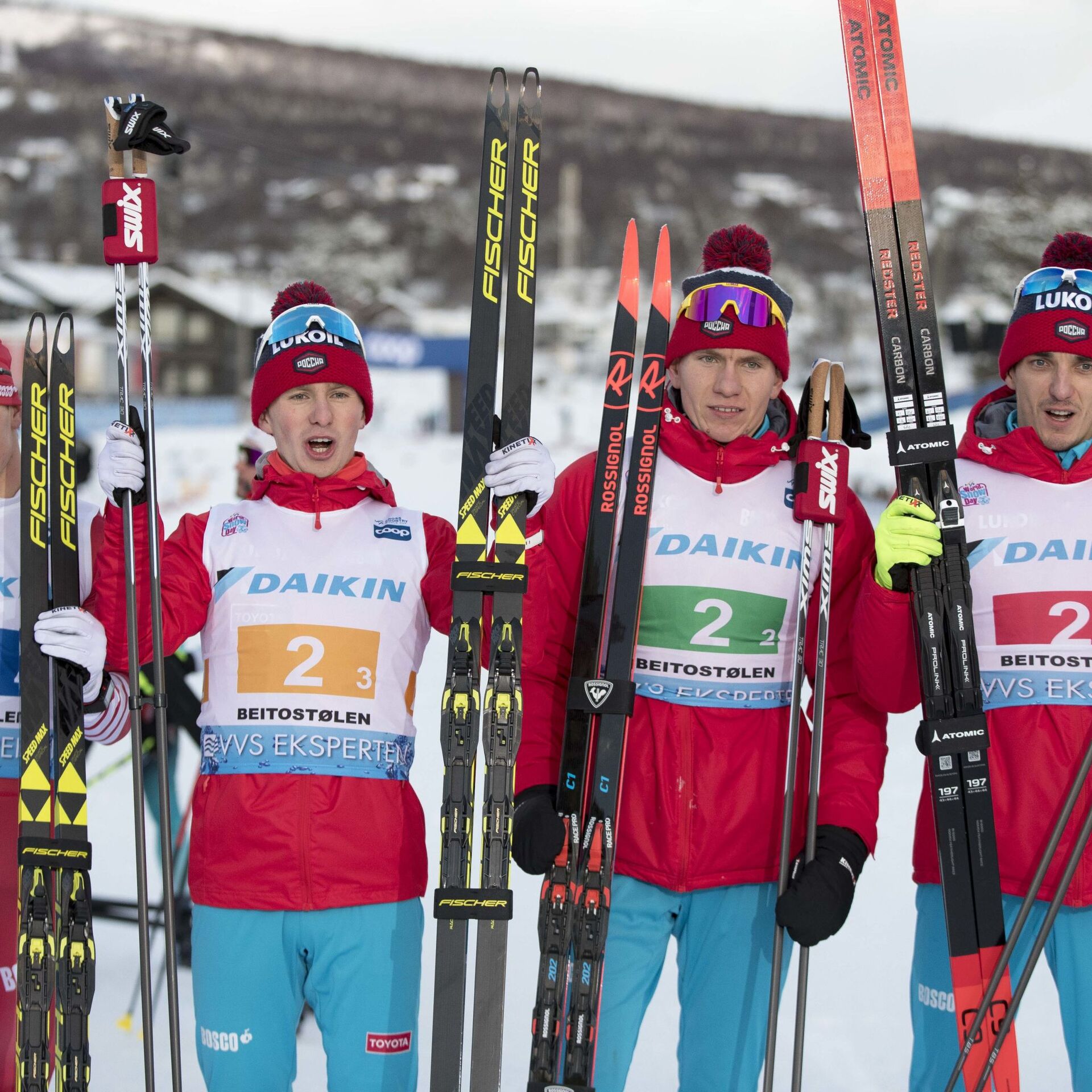 Сборная россии по лыжным гонкам мужчины состав створы ворот