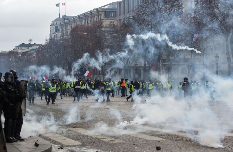 Акция протеста автомобилистов в Париже