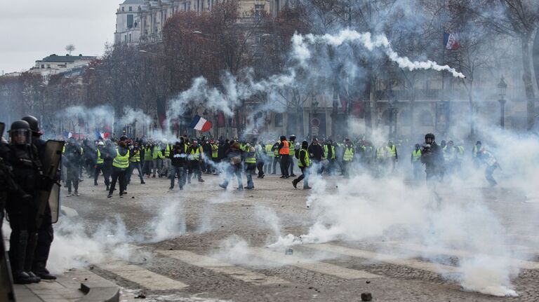 Акция протеста автомобилистов в Париже