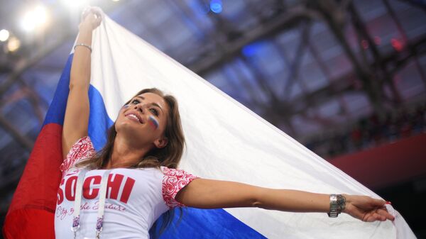 Болельщица сборной России перед матчем 1/4 финала чемпионата мира по футболу между сборными России и Хорватии