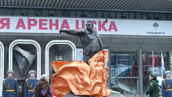 Открытие памятника заслуженному тренеру СССР Анатолию Тарасову