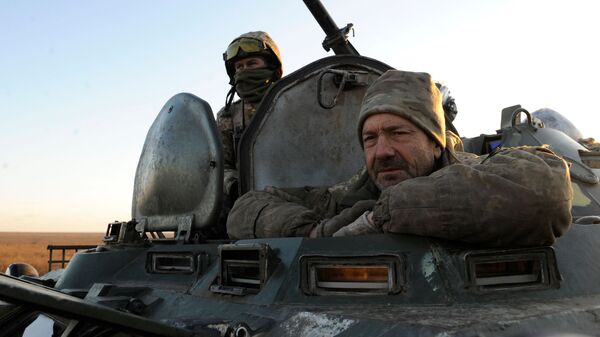 Украинские военнослужащие во время учений на востоке Украины
