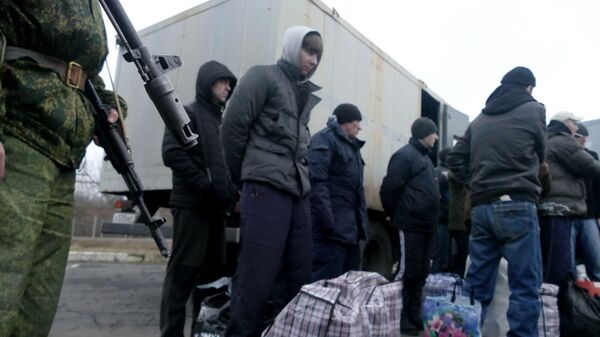 Во время обмена пленными между самопровозглашенными Донецкой и Луганской народными республиками и Киевом