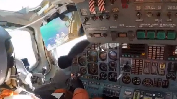 Опубликовано видео полетов Ту-160 над Карибским морем