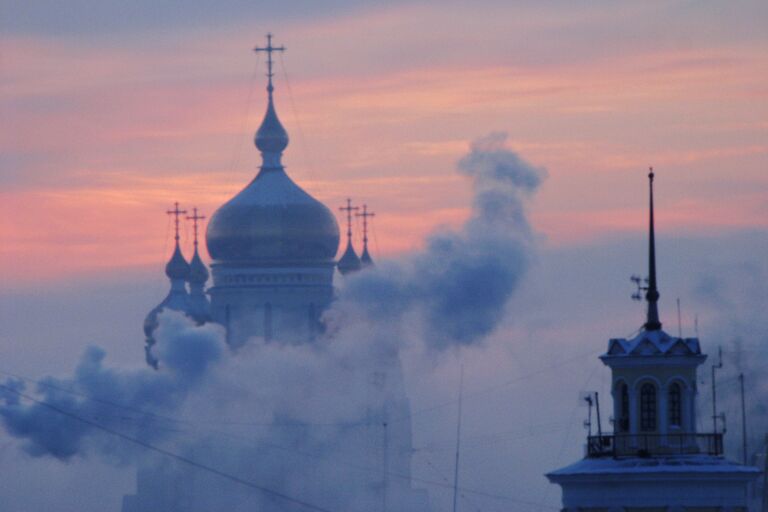 Вид на Спасо-Преображенский собор в Хабаровске Вид на Спасо-Преображенский собор в Хабаровске