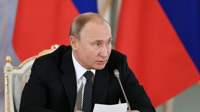 Владимир Путин на заседании Совета при президенте РФ по культуре и искусству. 15 декабря 2018