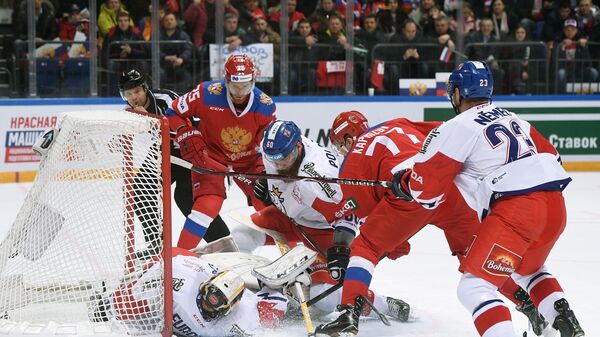 Игровой момент матча Кубка Первого канала между сборными России и Чехии