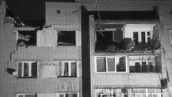 Пятиэтажный дом на улице Карла Маркса в Вологде, пострадавший от взрыва бытового газа. 16 декабря 2018
