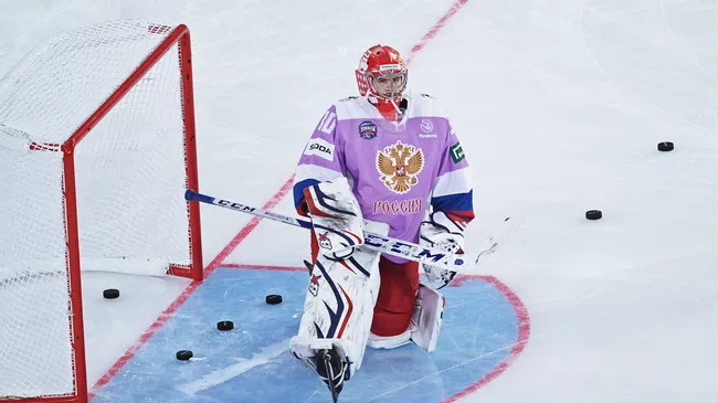 Вратарь сборной России Игорь Шестёркин