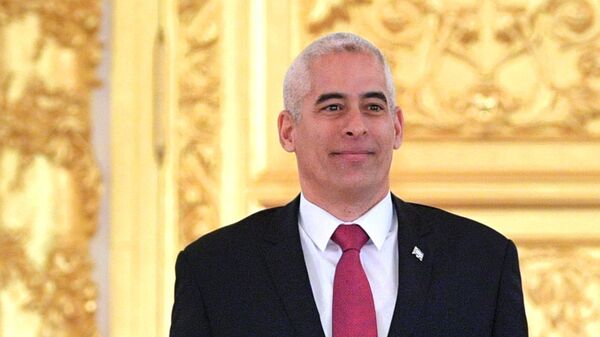 Чрезвычайный и полномочный посол Республики Куба Херардо Пеньяльвер Порталь