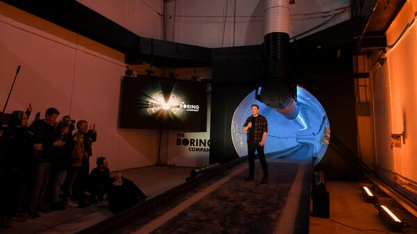 Илон Маск открыл скоростной подземный туннель под Лос-Анджелесом