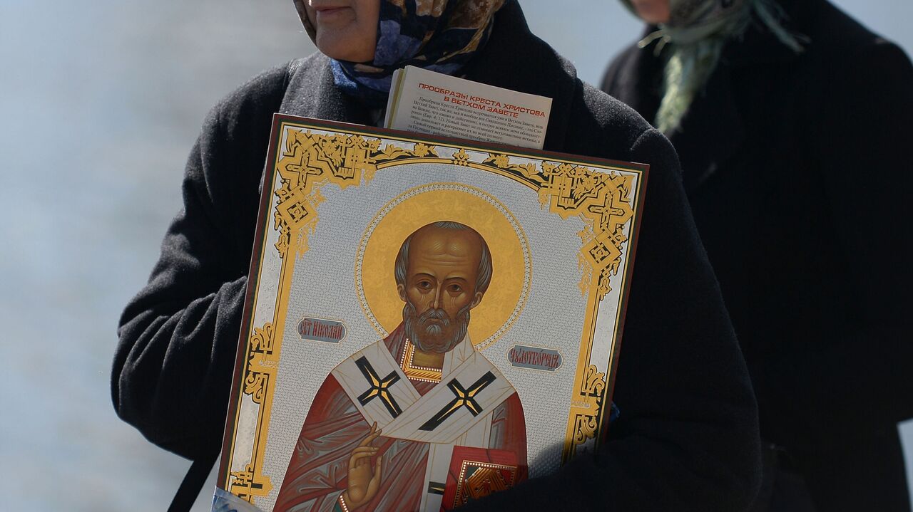 Николай Чудотворец: биография, в чем помогает и молитвы Николаю Угоднику