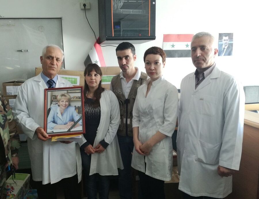 Доставка гуманитарного груза в госпиталь в Латакии. Именно туда планировала доставить медикаменты Елизавета Глинка в декабре 2016 года