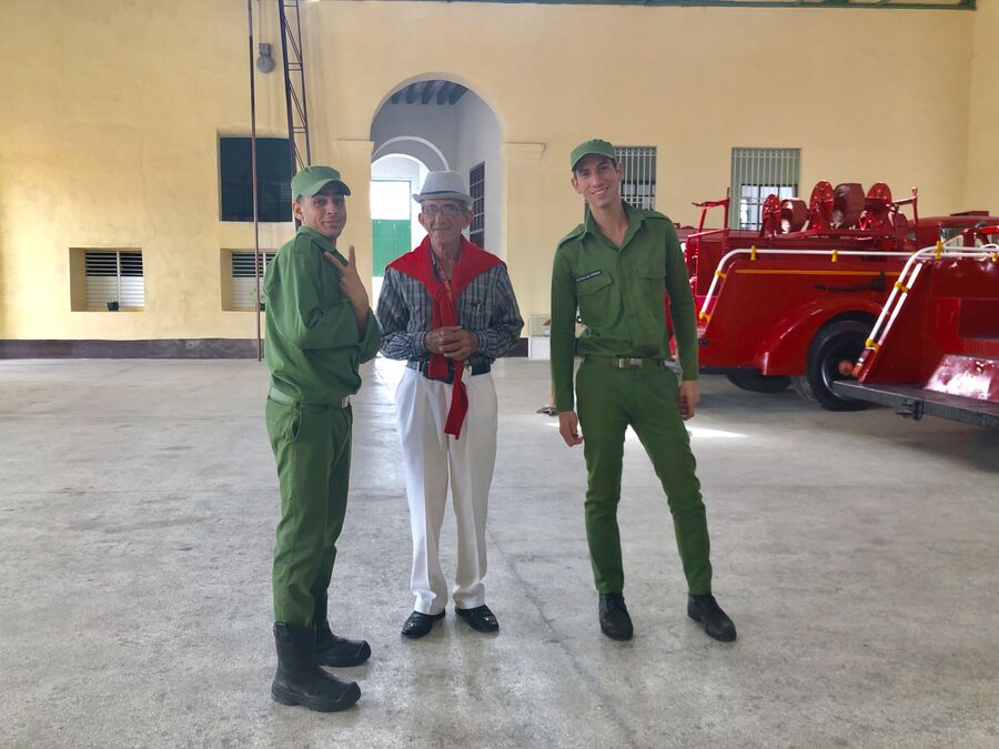 Работники пожарной части, Матансас, Куба 
