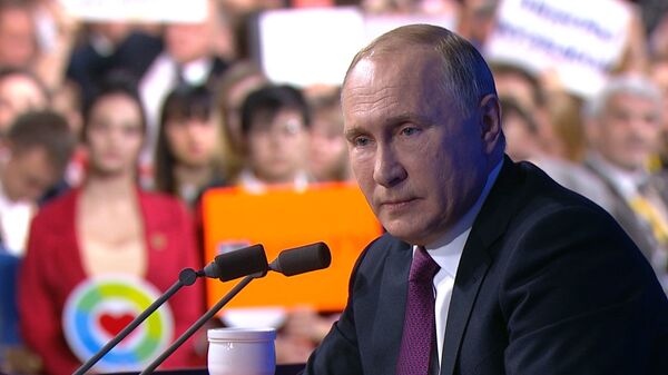 Путин о помощи России Донбассу: Будем это делать дальше