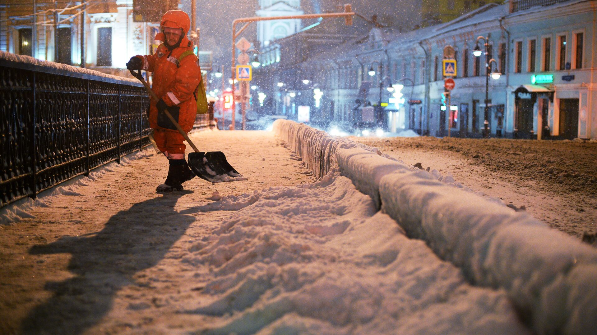 Уборка снега в Москве - РИА Новости, 1920, 14.01.2021