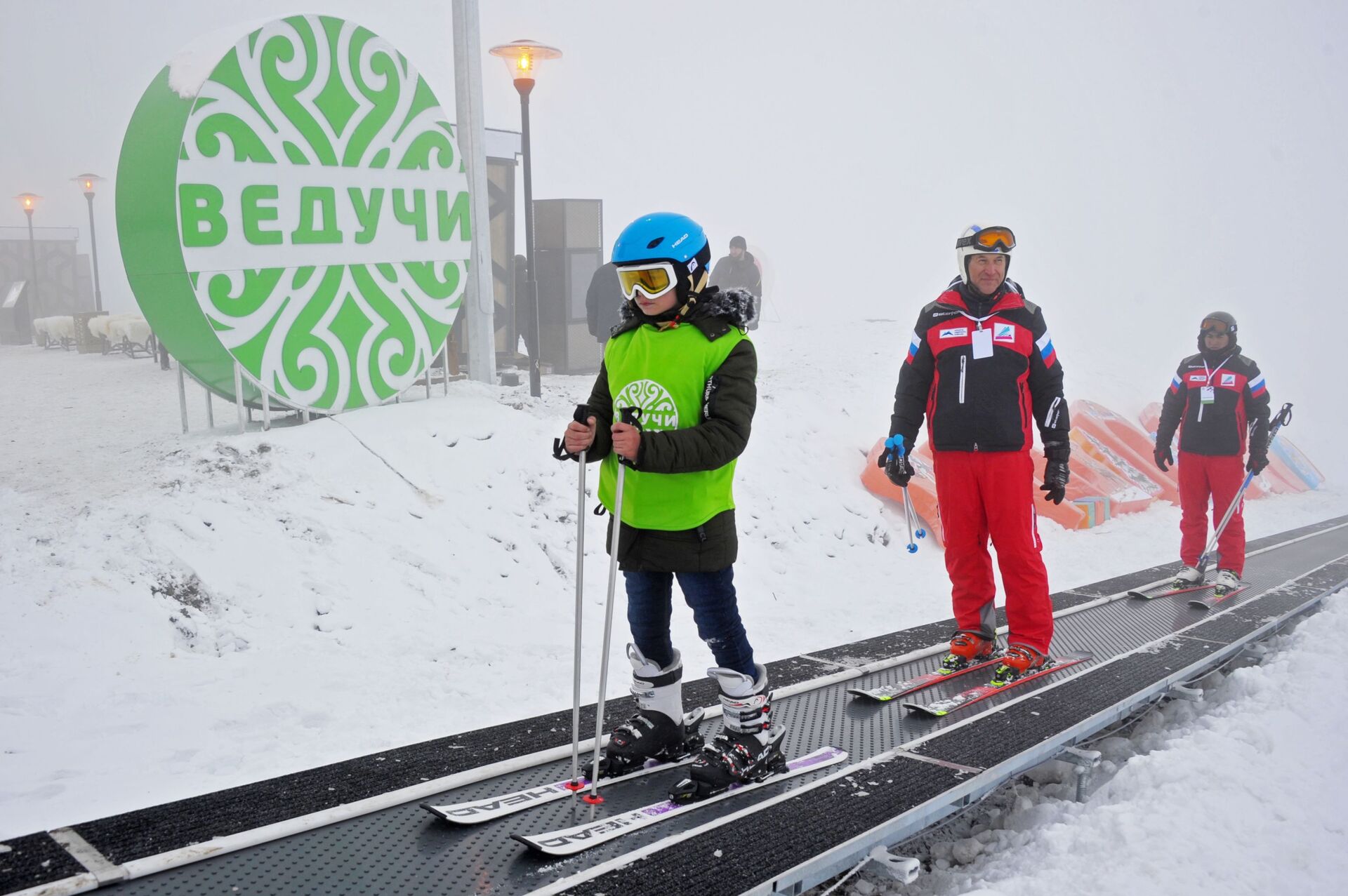 Спортсмены на горнолыжном курорте Ведучи в Чеченской Республике - РИА Новости, 1920, 06.06.2022