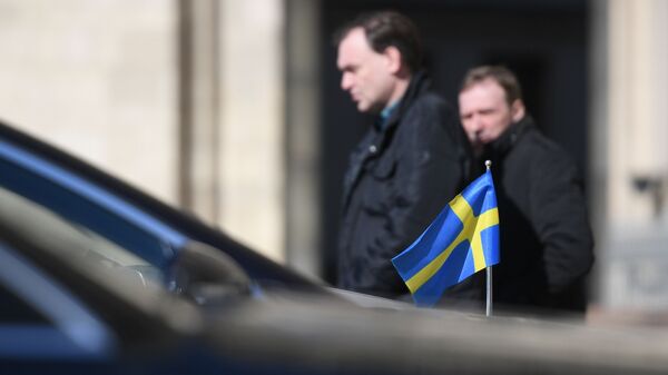 Автомобиль посольства Швеции