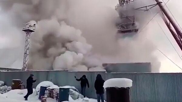 Первые кадры с места пожара на шахте в Соликамске