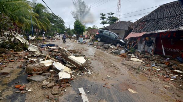 Последствия цунами в Индонезии. 23 декабря 2018