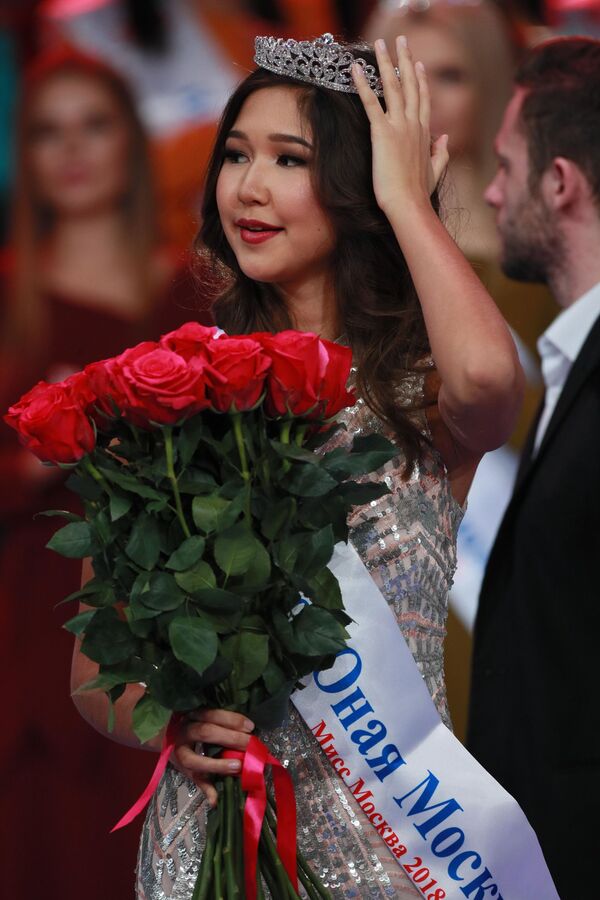 Участница конкурса красоты Мисс Москва 2018 Дина Красаева