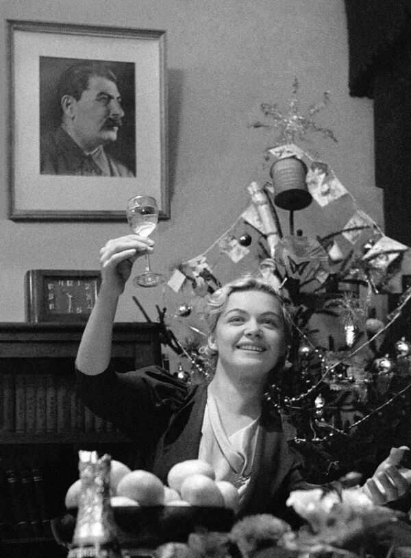 С Новым годом! Москва, 1939 год С Новым годом! Москва, 1939 год