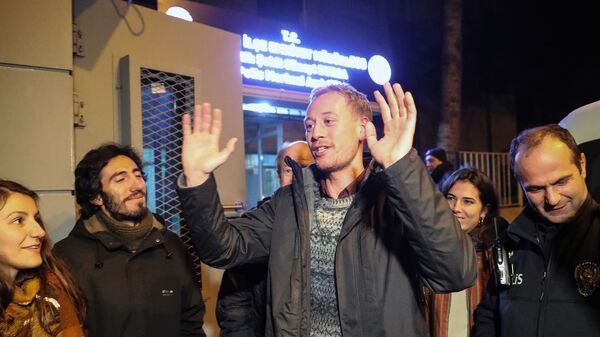 Австрийский журналист Макс Цирнгаст после освобождения из тюрьмы в Анкаре, Турция