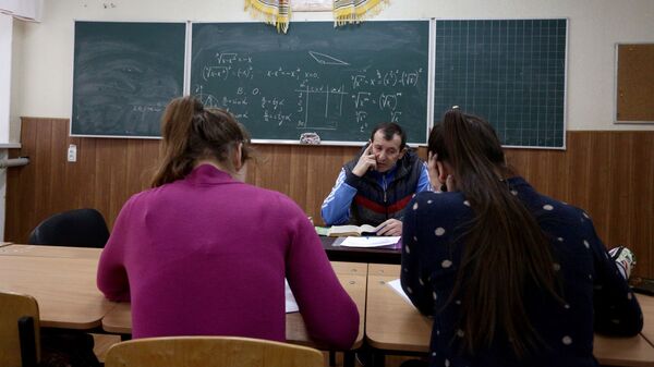 Ученики в Украинской школе
