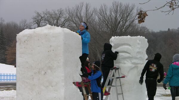 Изготовление снежных скульптур