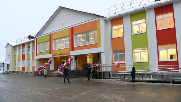 Школа в селе Степурино Старицкого района Тверской области