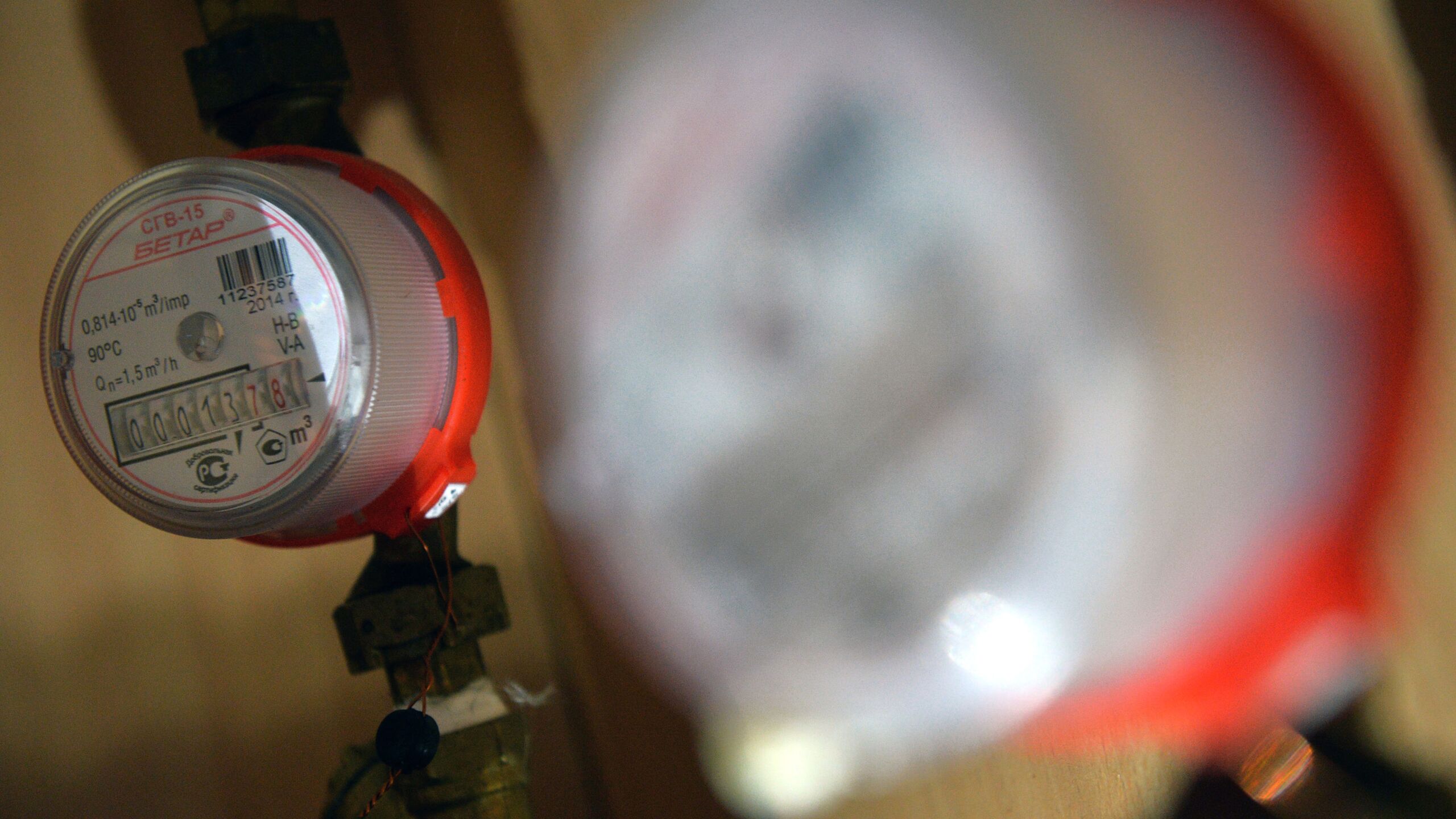 Срок поверки счетчиков воды. Поверка счетчиков воды визитка. Поверка водяных счетчиков на дому. Документы после поверки. Поверка счетчиков передать данные.