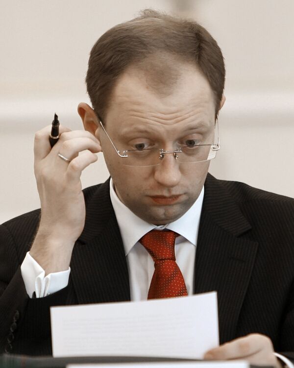 Один из претендентов на пост президента Украины, экс-спикер Арсений Яценюк