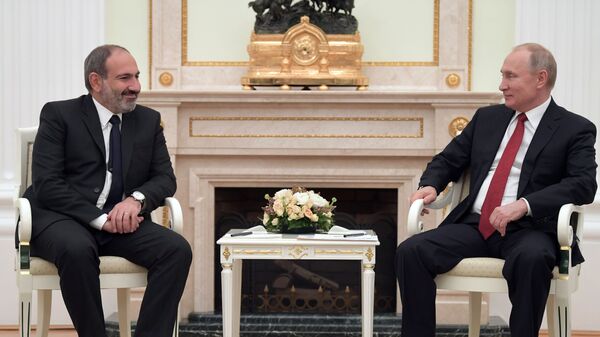 Владимир Путин и исполняющий обязанности премьер-министра Армении Никол Пашинян во время встречи. 27 декабря 2018