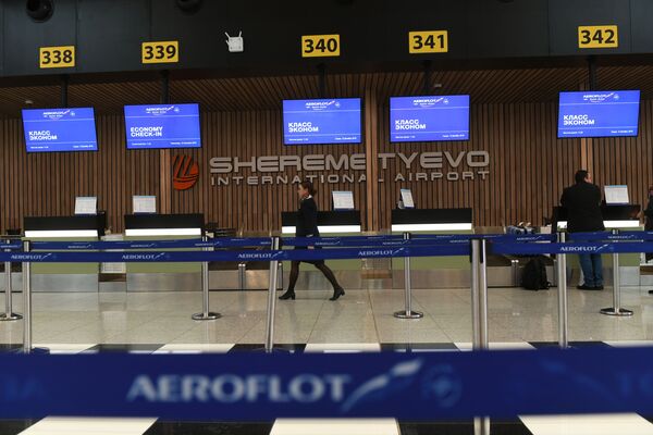 Стойки регистрации терминала В аэропорта Шереметьево